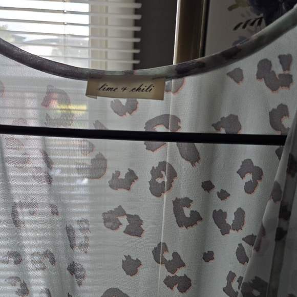 Lime & Chili Animal print  Kimono sz Lg - Picture 2 of 5